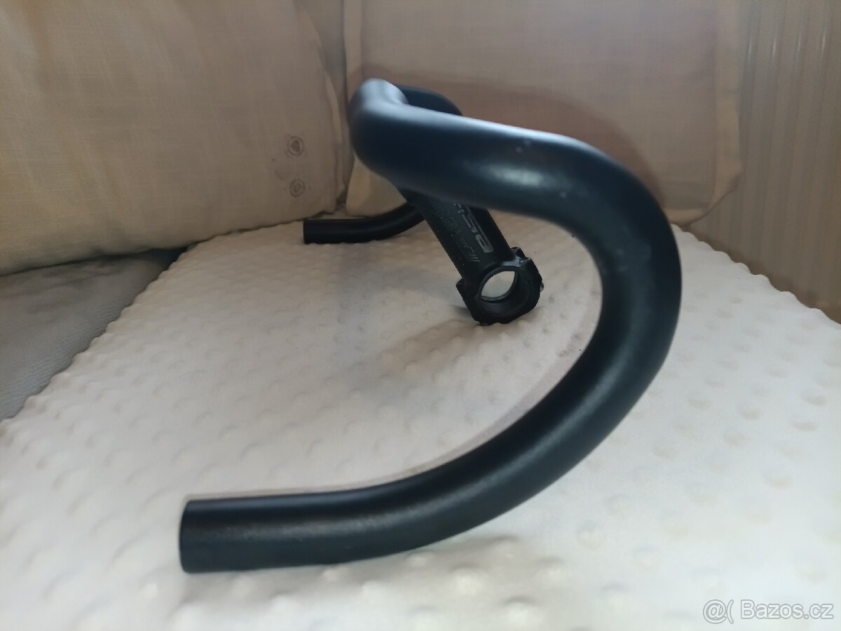 Silniční řídítka a představec - 2