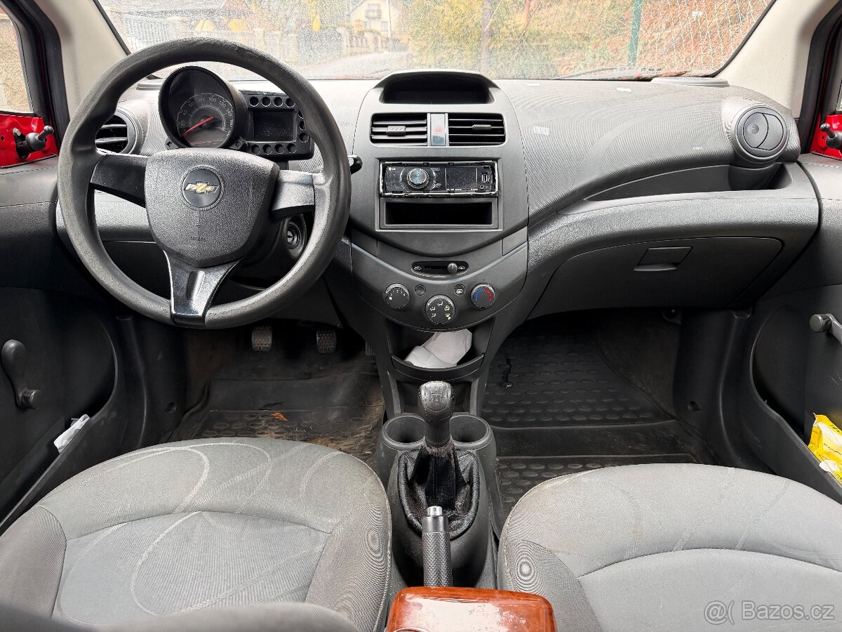 Chevrolet spark na náhradní díly - 2