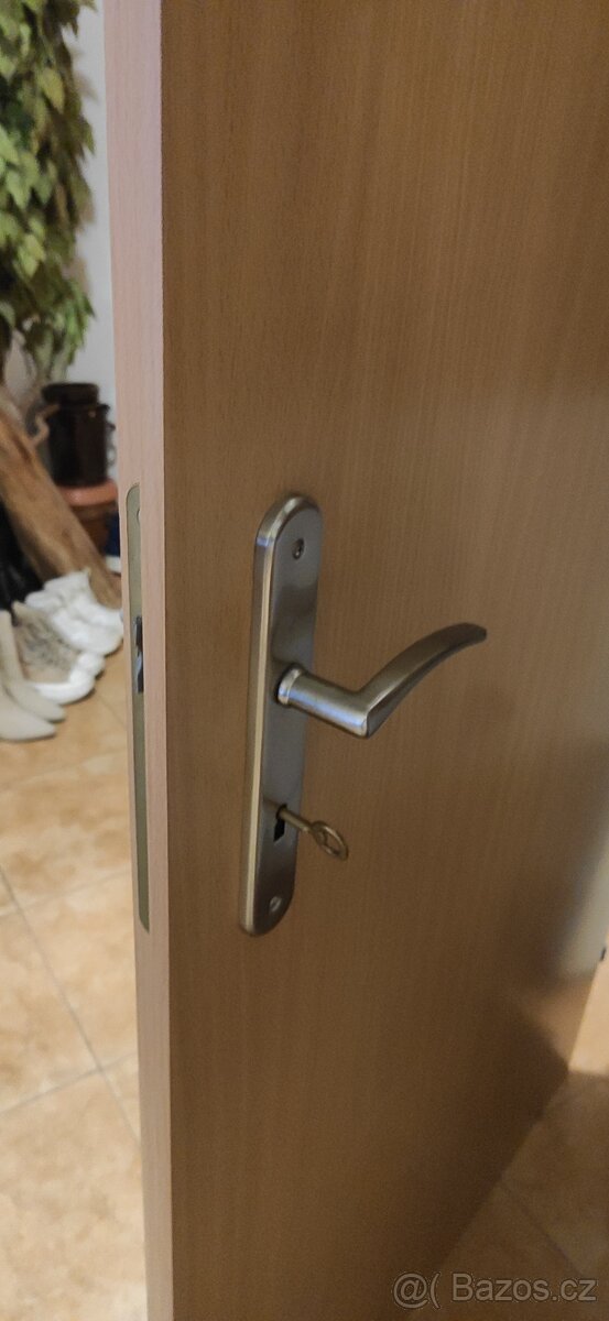 Pravé dveře 85 cm - 2