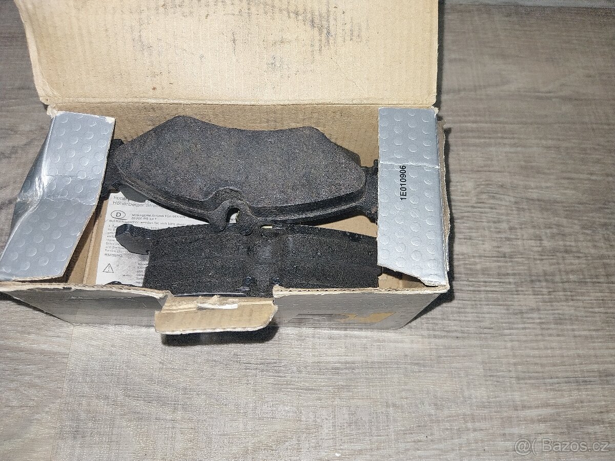 Brzdové destičky 0257900 - 2