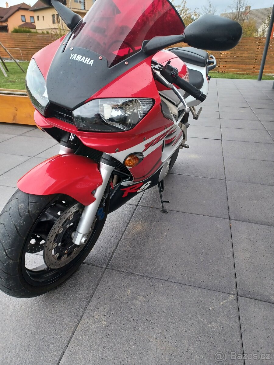 R6 - 2