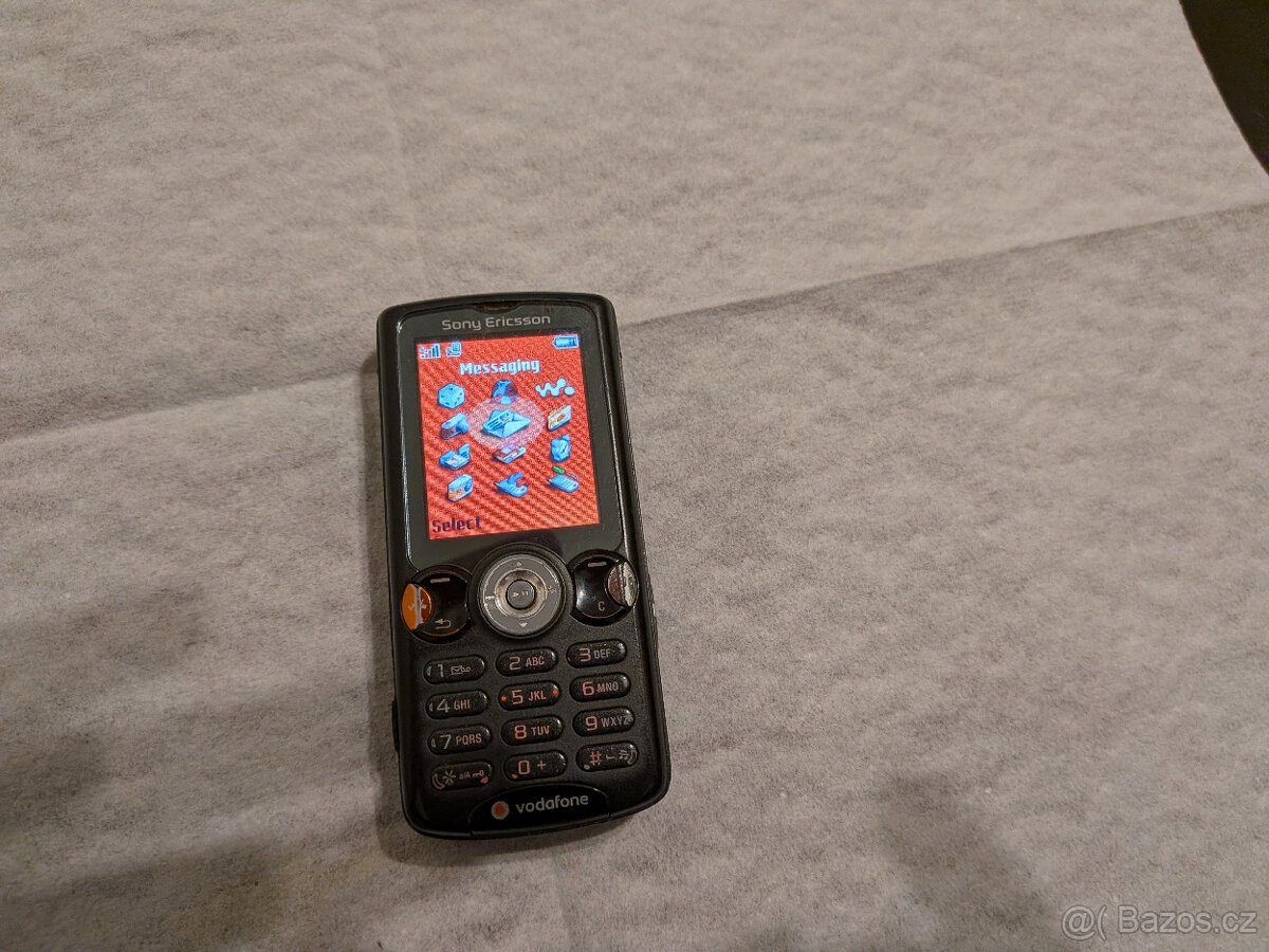 Sony-Ericsson W810I - 2