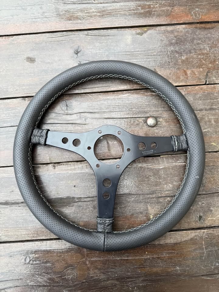 Sportovní volant RAID1 KBA70006 - 2