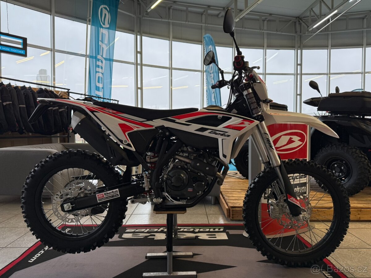 RR Enduro 4T 125 T MY25 - bílá