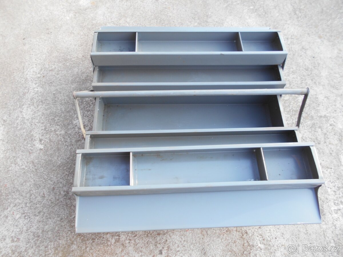 RETRO BASA NA NÁŘADÍ NOVÁ - 2