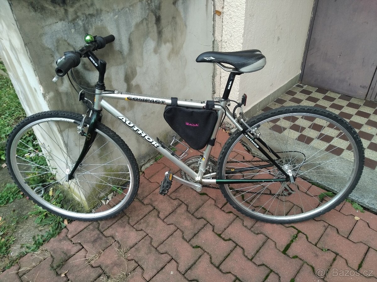 Trekingové kolo Author Compact vel.18 - 2