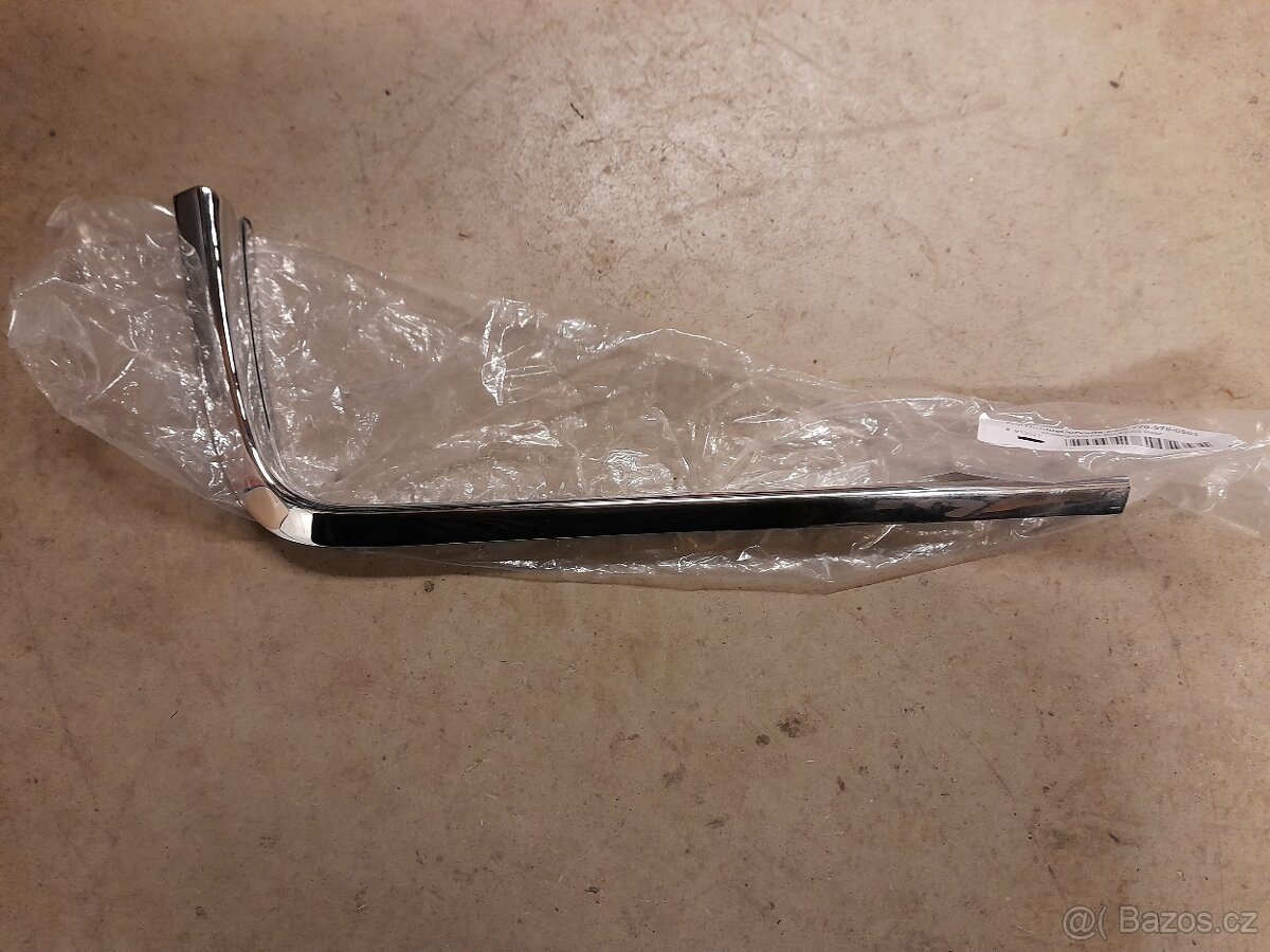 Corvette C3 1968-1969 lišta přední - 2