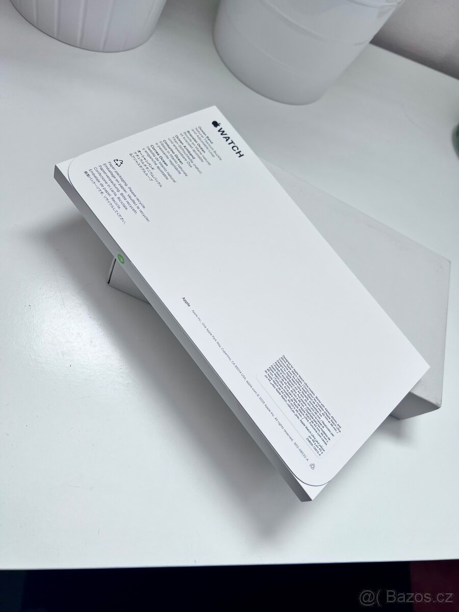 Apple Watch Ultra - ocean band - 2