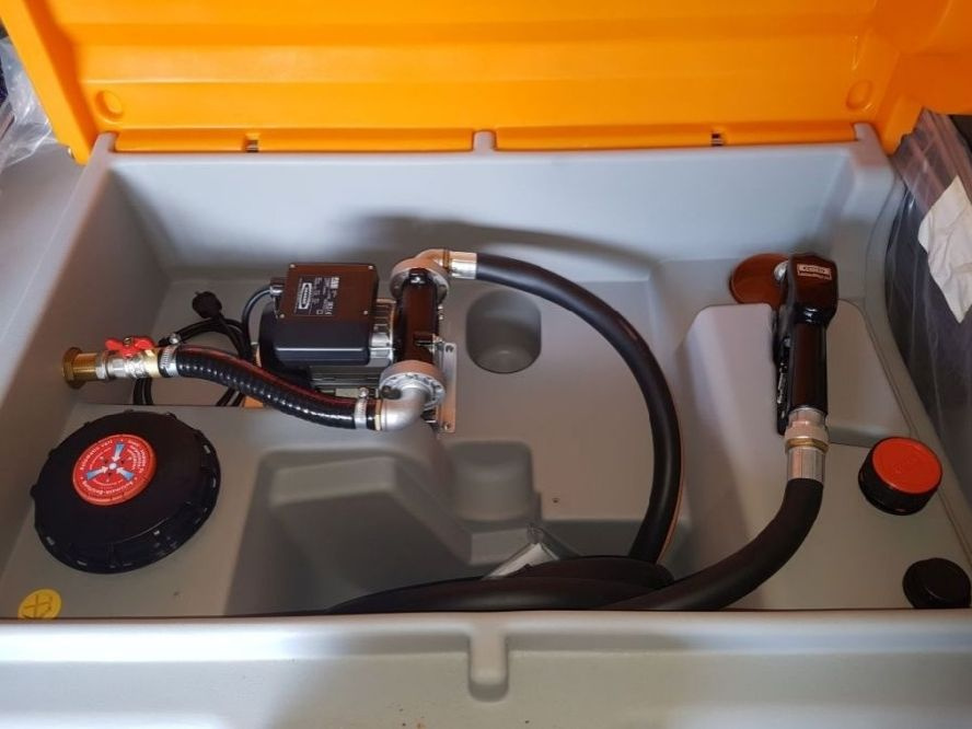 Mobilní nádrž na naftu DT-MOBIL 980 litrů, 230V - 2