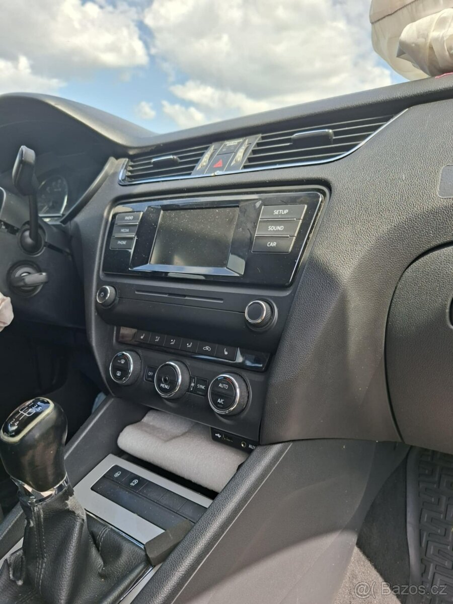 Rozpredám škoda Octavia 3 1.6Tdi 66kw CXXA 2016 - 2