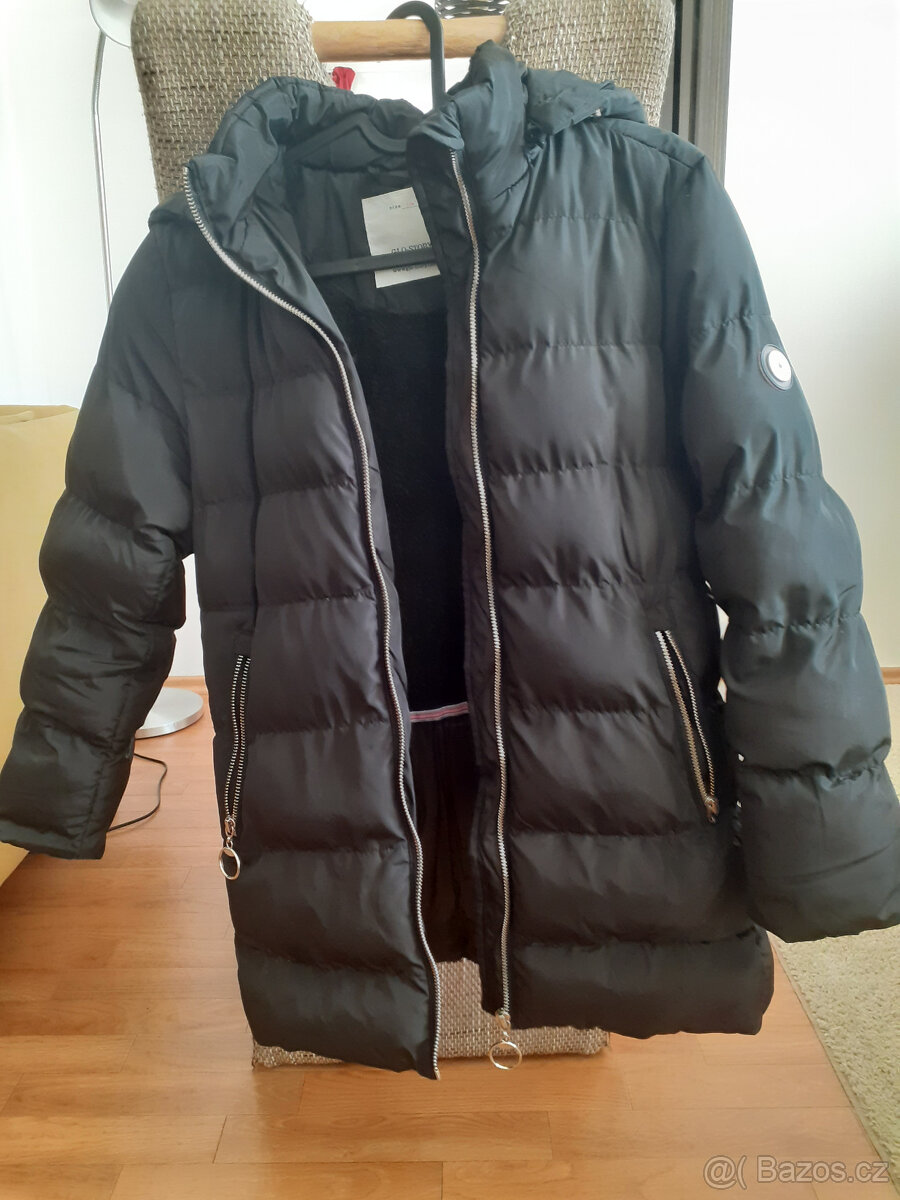 Dívčí zimní bunda vel. 134 - 2