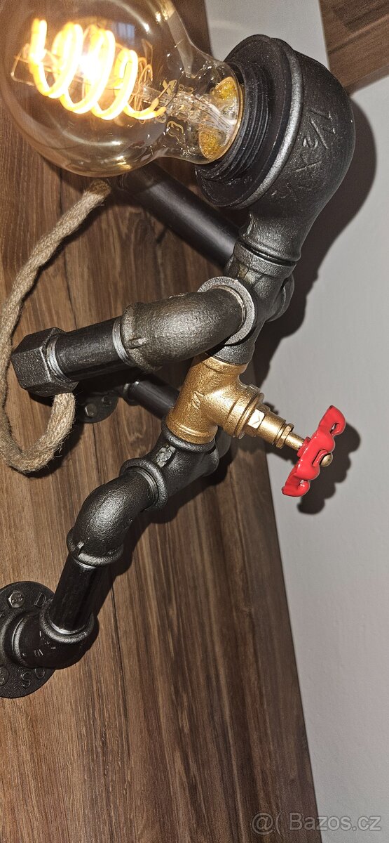 Dekorativní industrialní lampička"Horolezec" - 2