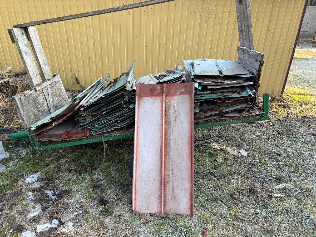 Střešní krytina - hliníkové šablony použité - 2