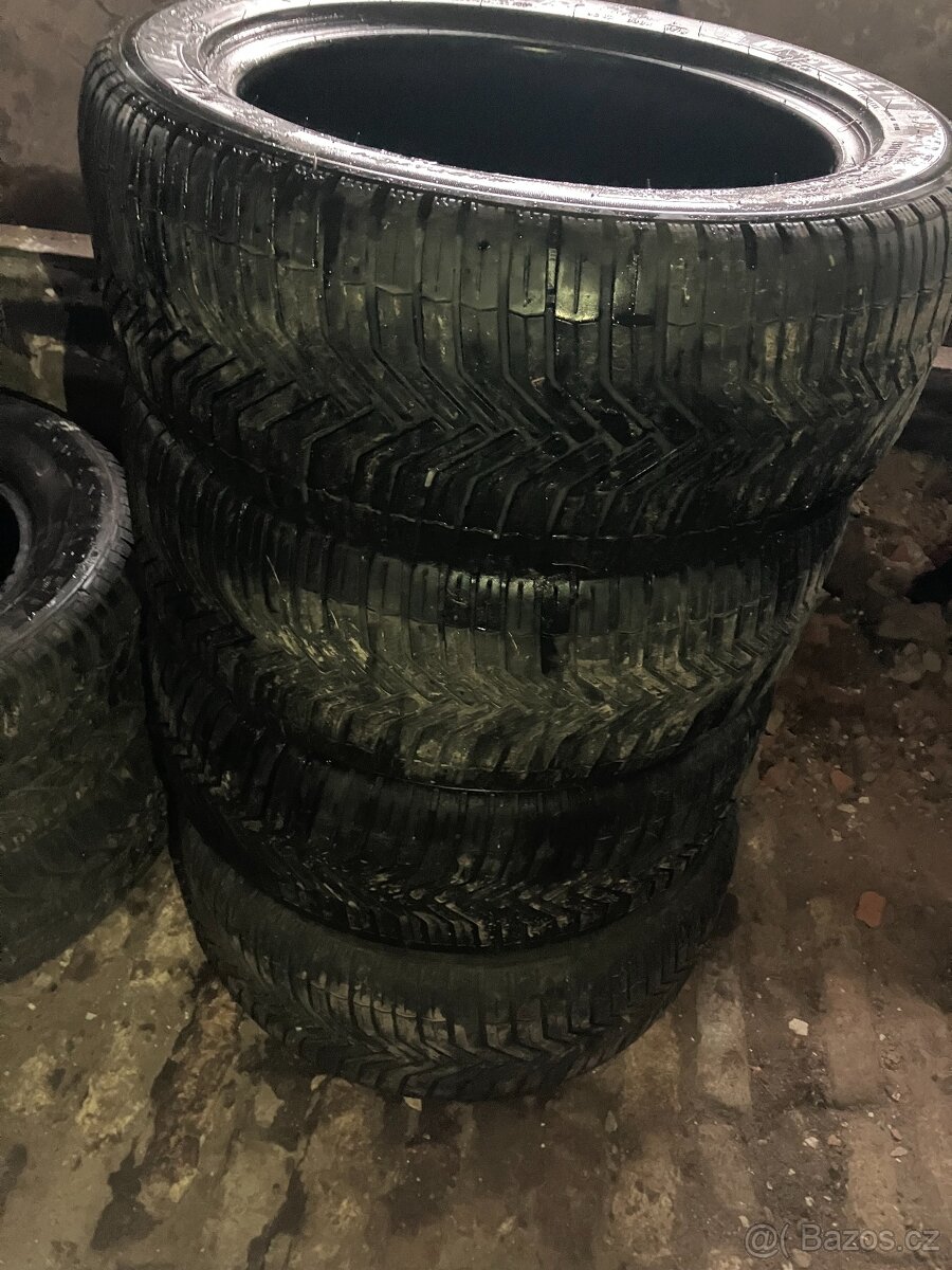 Sada celoroční MICHELIN CROSSCLIMATE 245/45R17 - 2