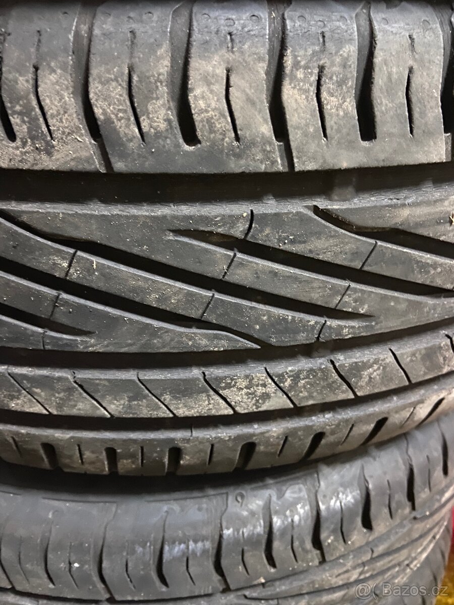 4 ks letní pneumatiky 215/50 r17 - 2