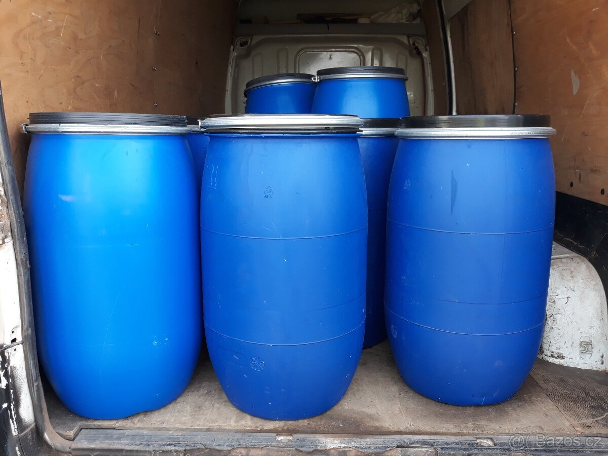 Plastové sudy 120l 450kč - 2