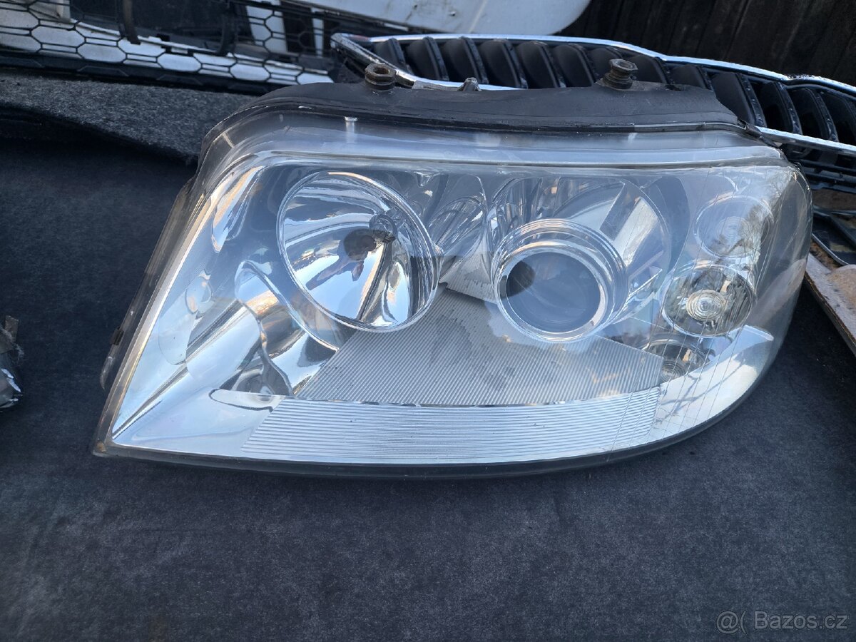 VW SHARAN PREDNI SVETLA XENONY - 2