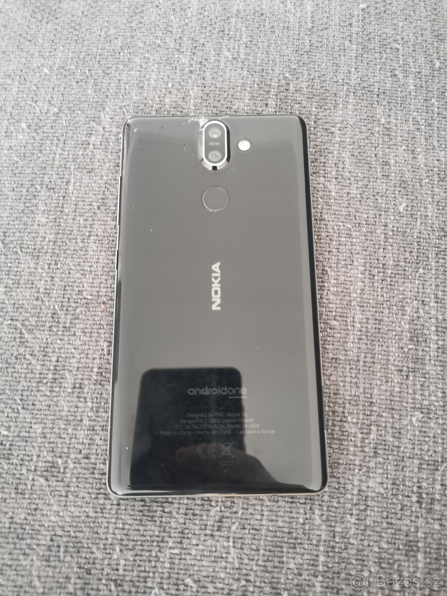 Prodám Nokia 8 Sirocco - 2