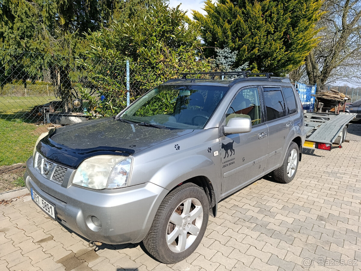 Nissan x-trail 2,2 TDi - 2