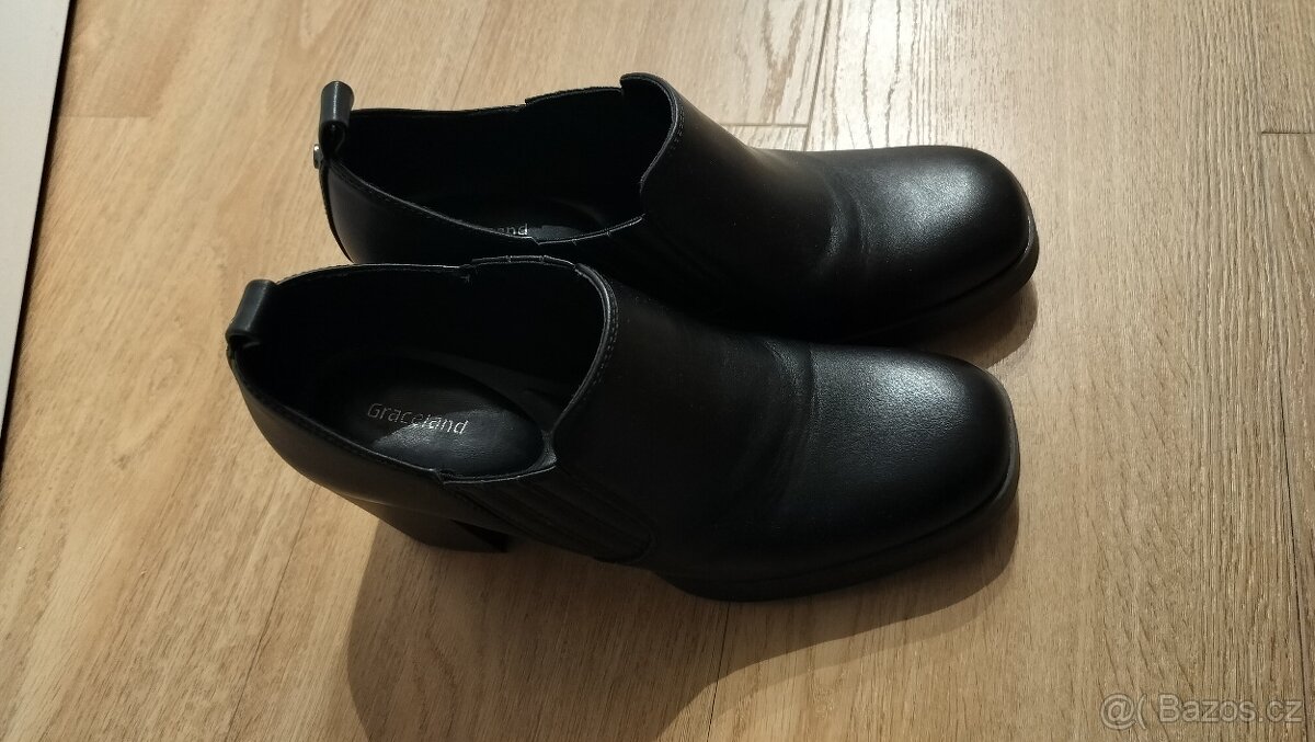 Dámské boty 41 - 2