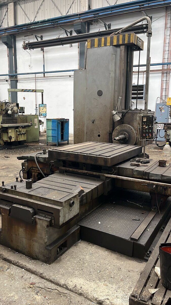 Vodorovná vyvrtavacka AFD100 - 2