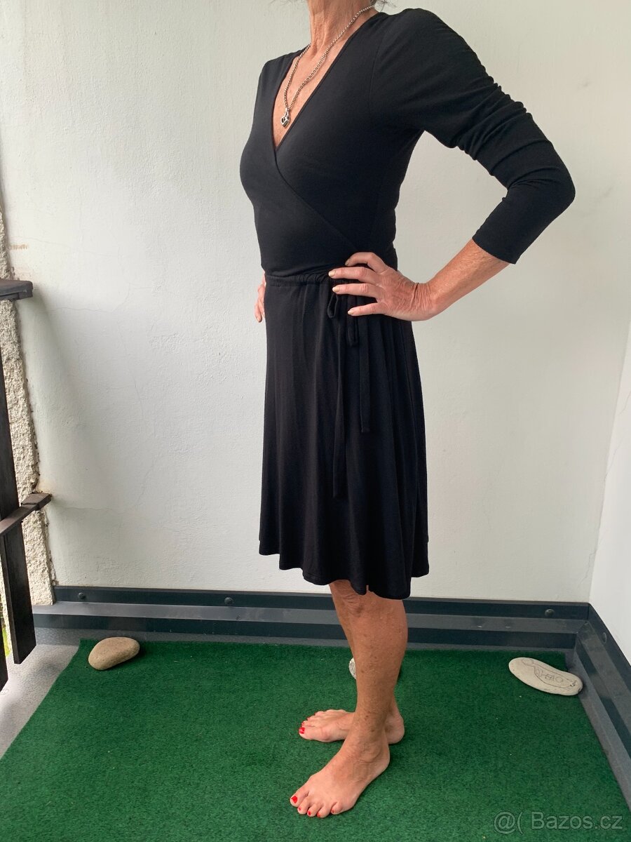 černé úpletové šaty zn. H&M - vel. S - 2