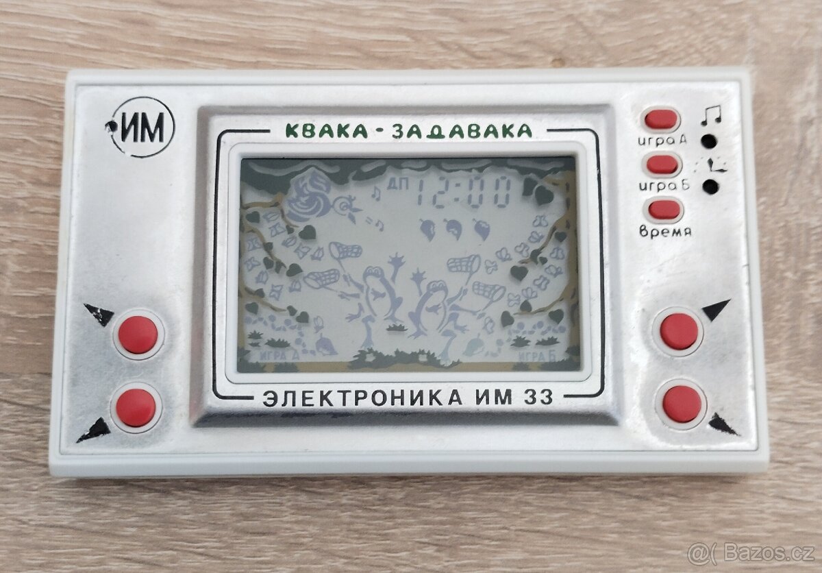 Ruská digihra Žába chytající motýly - 2