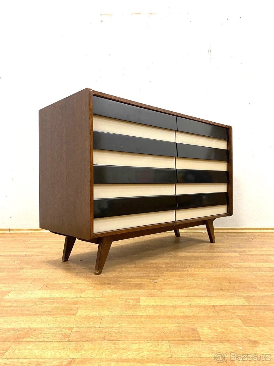 Retro komoda Jiroutek 60. léta — - 2