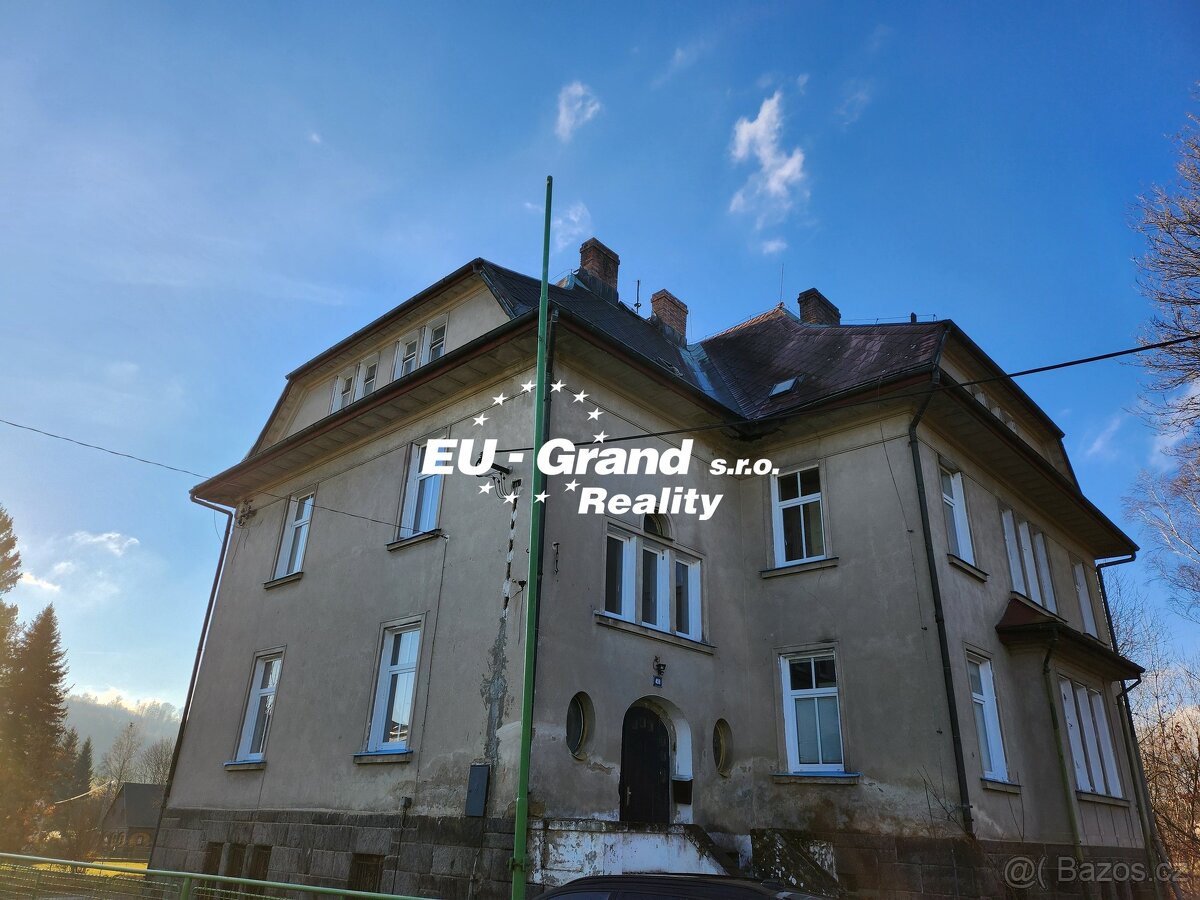 Prodej rodinného domu 527 m2 - Velký Šenov, ev.č. 05699 - 2