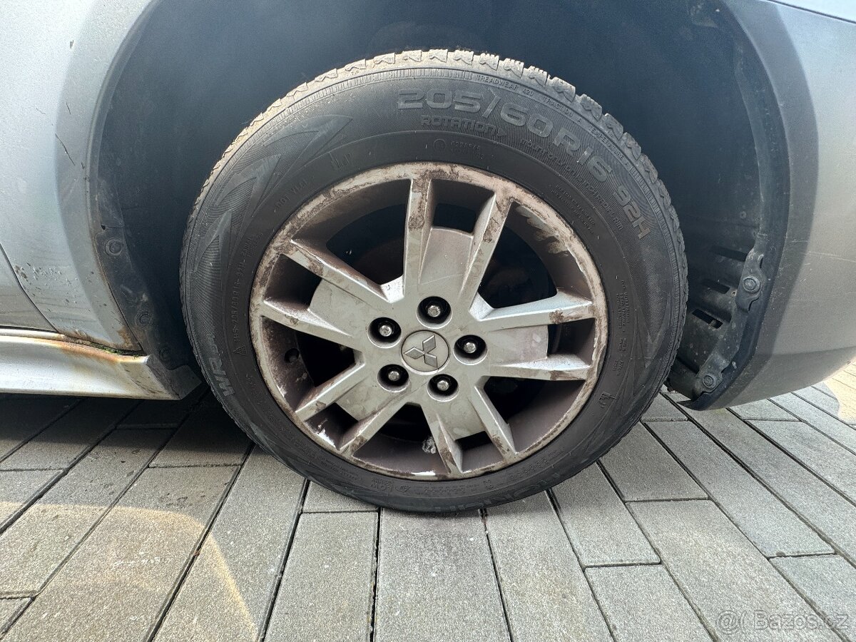 Mitsubishi Lancer 1.5 - 2