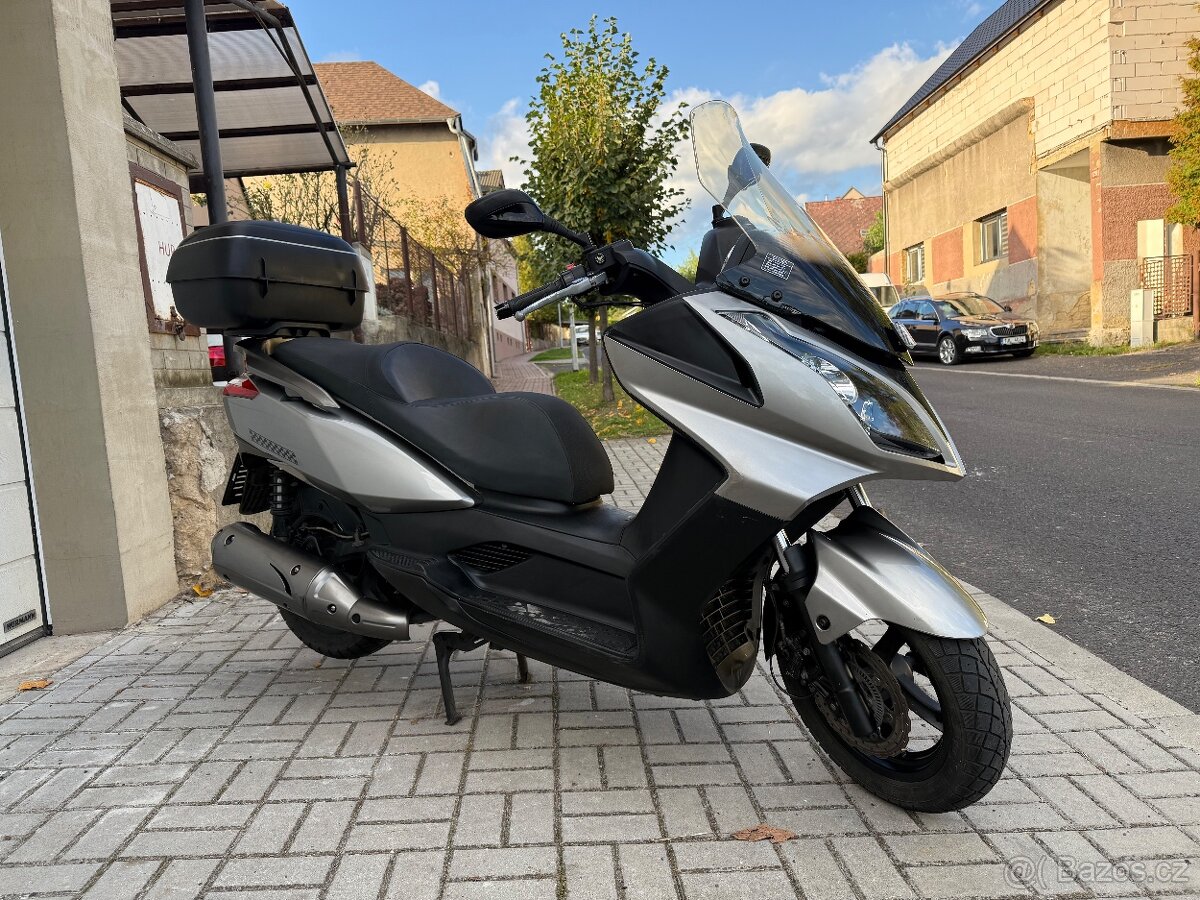 Kymco Downtown 125i , cz doklady - 2