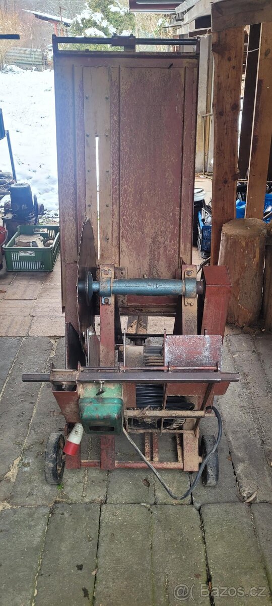 Kotoučová pila s pevnou deskou - 2