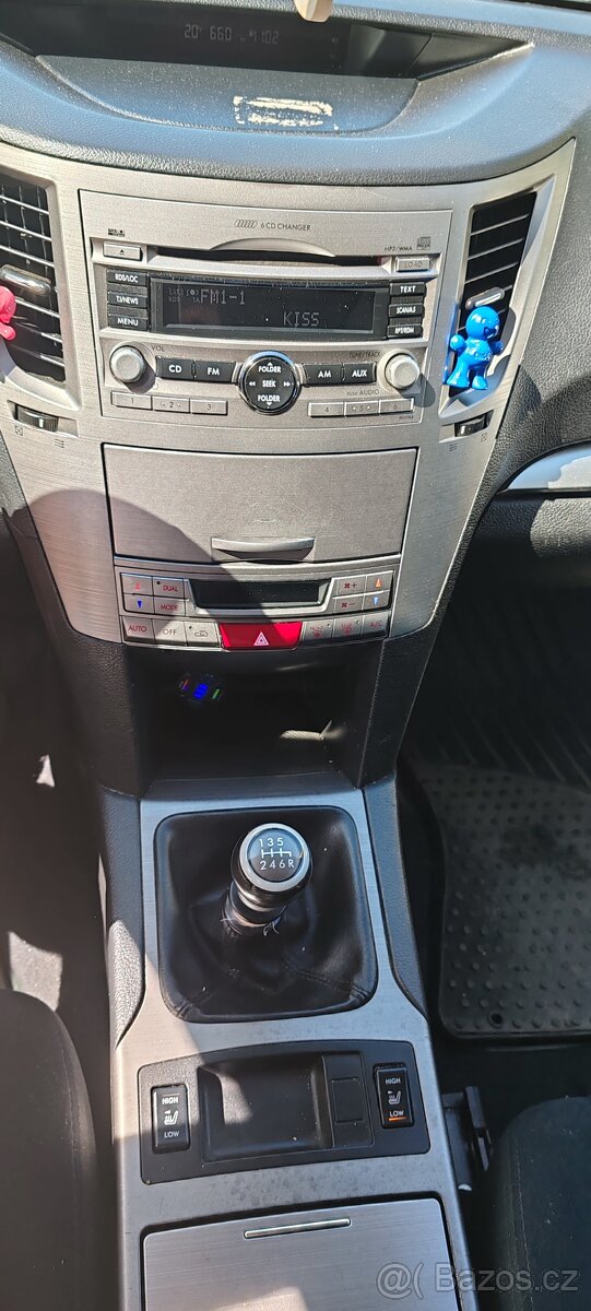 Subaru outback 2.0D 2011 - 2