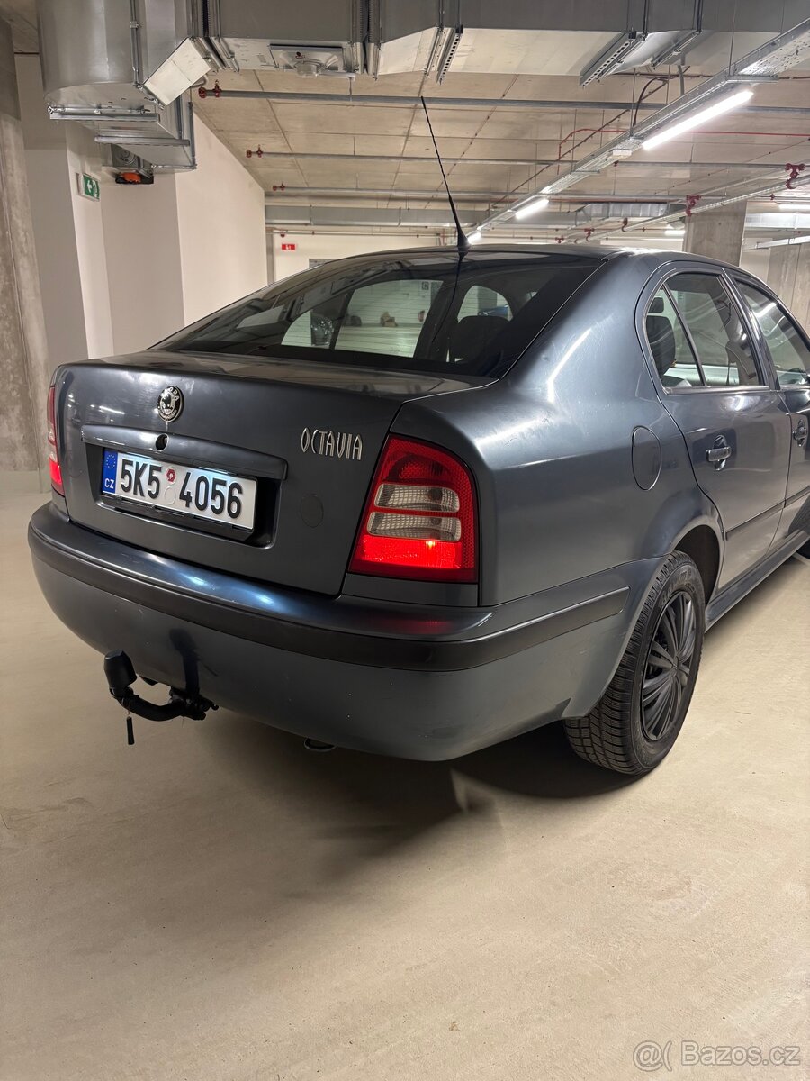 Škoda Octavia Tour 1.6 MPI - 2