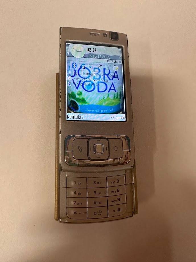 NOKIA N95 plně funkční s originální baterií a nabíječkou - 2