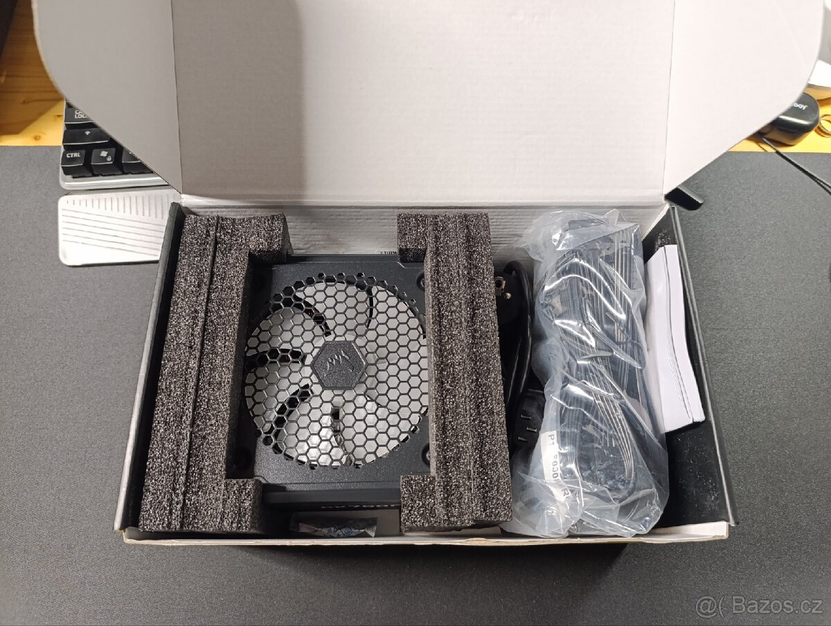 Corsair CX750F RGB 750W – rozbaleno, nepoužito, orig. balení - 2