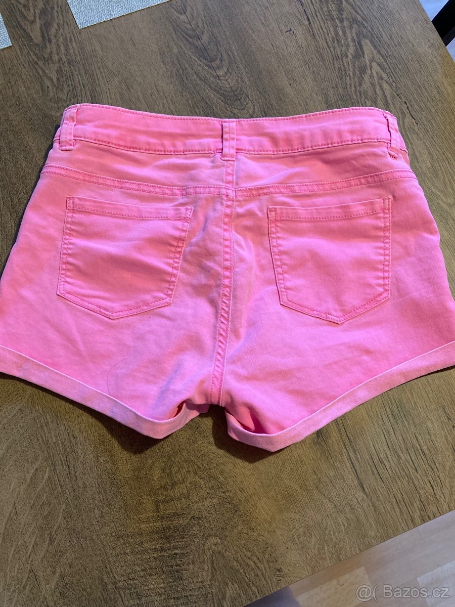 Kraťasy vel. 176 - 2