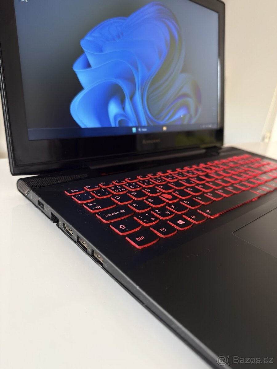 Prodám starší herní notebook Lenovo IdeaPad Y50-70 - 2