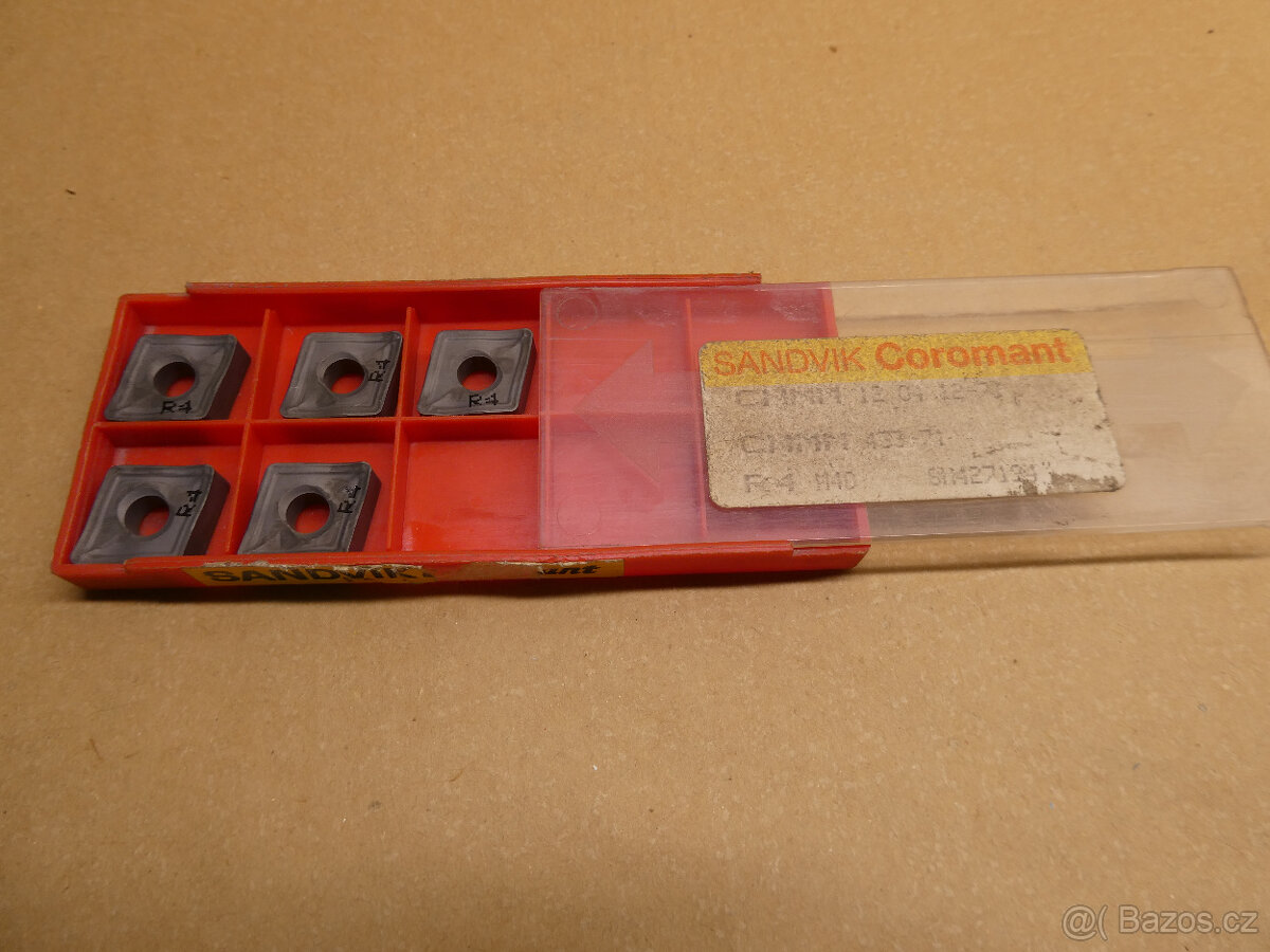 Nůž Sandvik PCLNL a destičky - 2