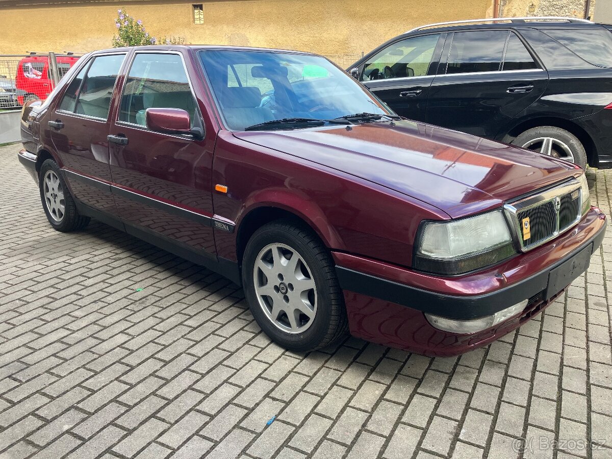 Lancia Thema 2.0 16v turbo - 2