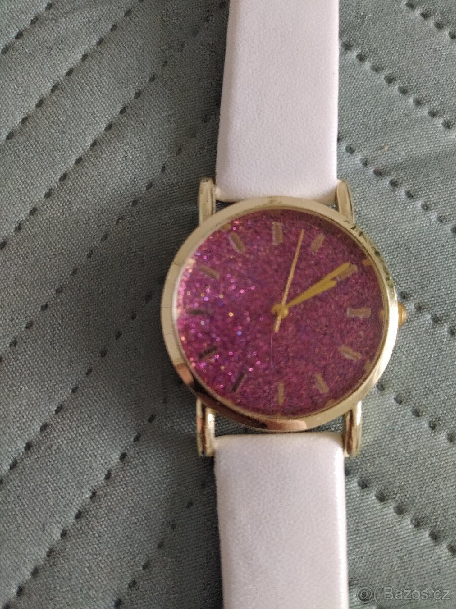 Nové dámské hodinky - 2