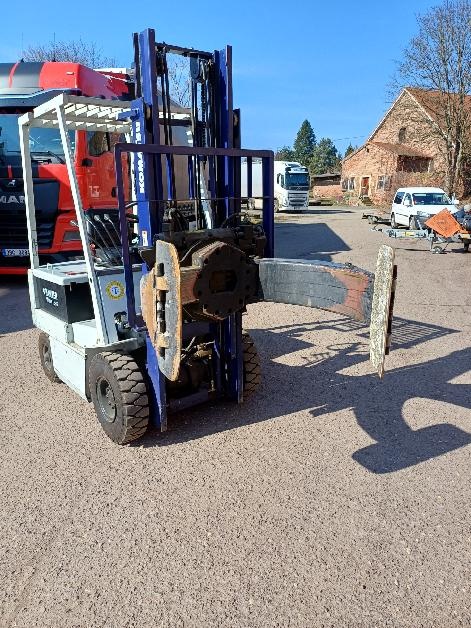 Vysokozdvižný vozík Komatsu - 2