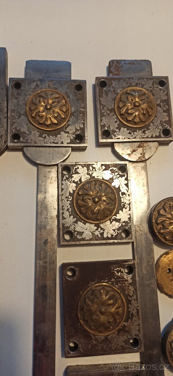 Kovani k trezoru - 2