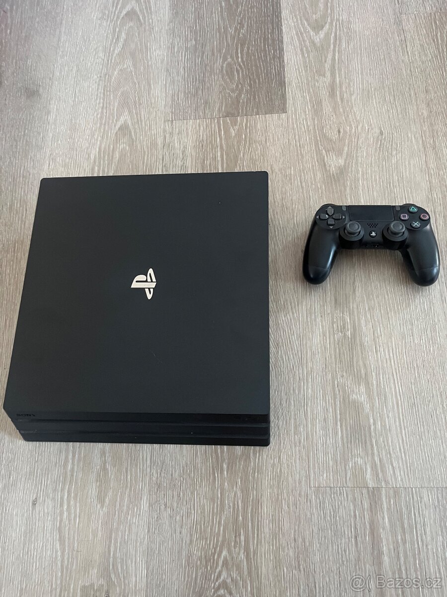 Sony playstation 4 PRO 1 TB - 2