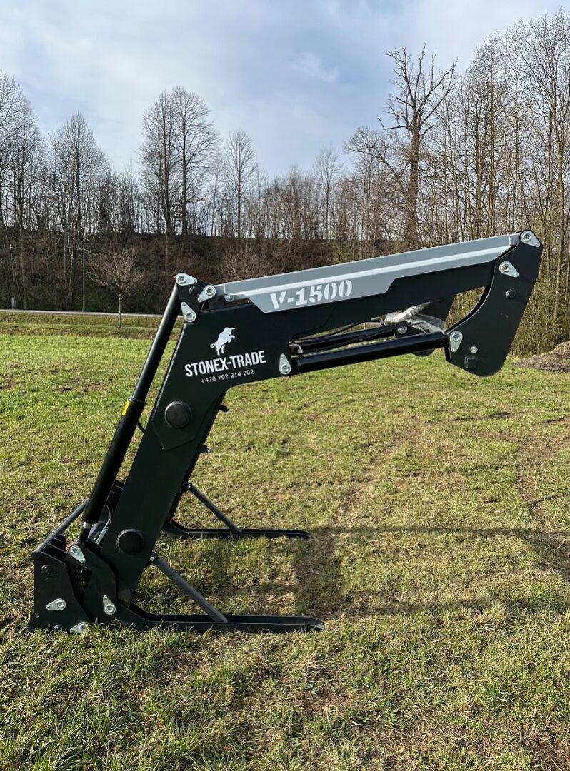 Čelní nakladač HYDRATRAC 1500 - 2