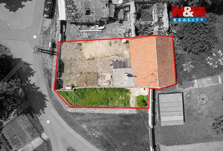 Pozemek Oplocany - 2