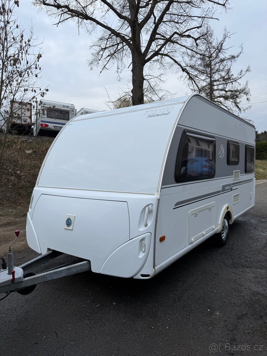 Knaus südwind 450 - předstan, vybavení - 2