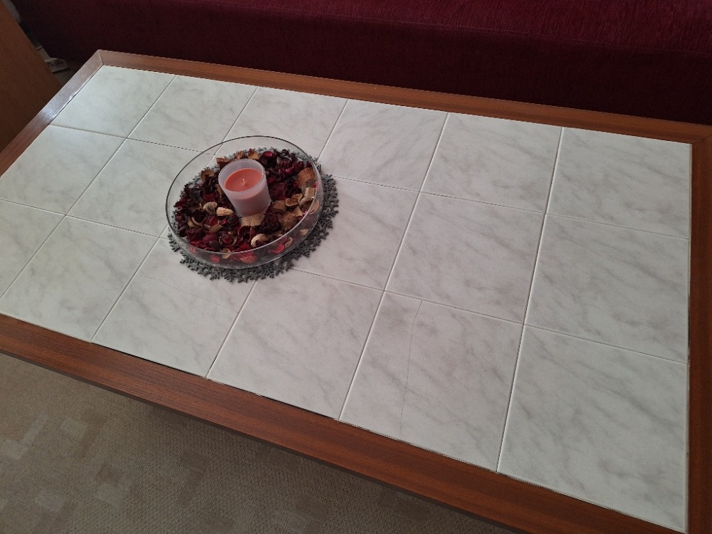 Konferenční stůl - 2