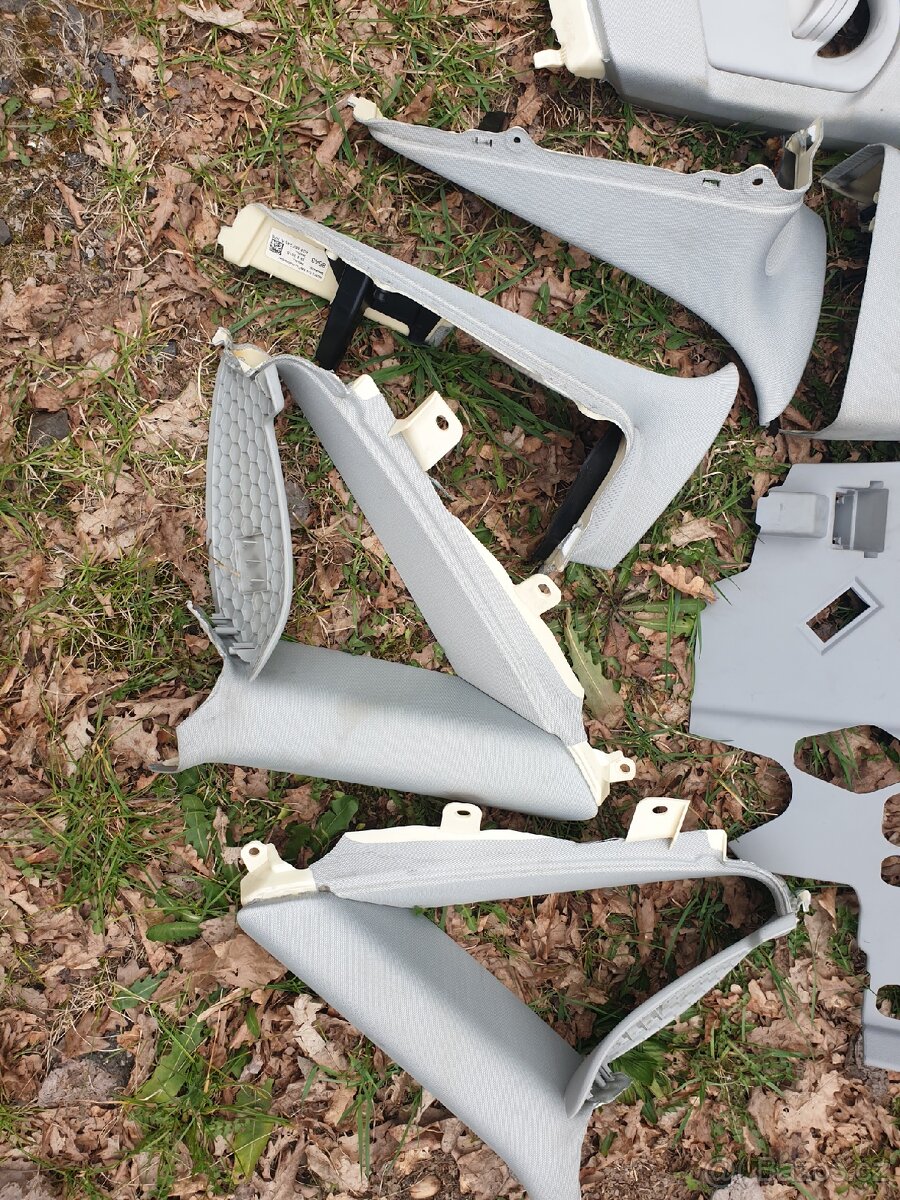 Stropnice a díly interiéru na Audi A7 2011 - 2