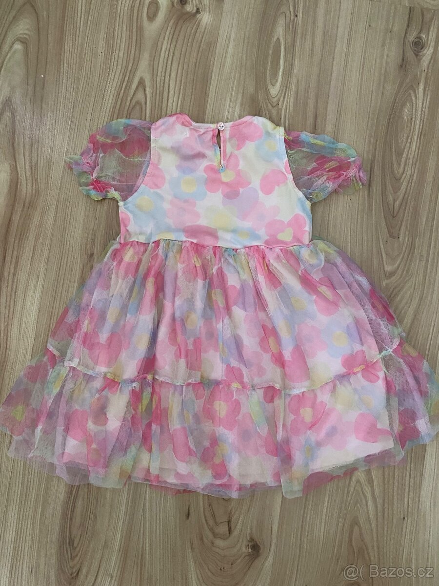 Šatičky Sinsay velikost 116 - 2